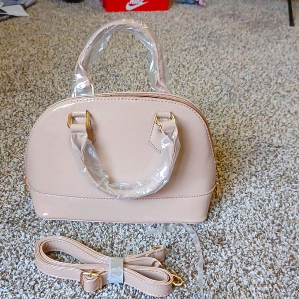 SMALL PATIENT LEATHER PURSE